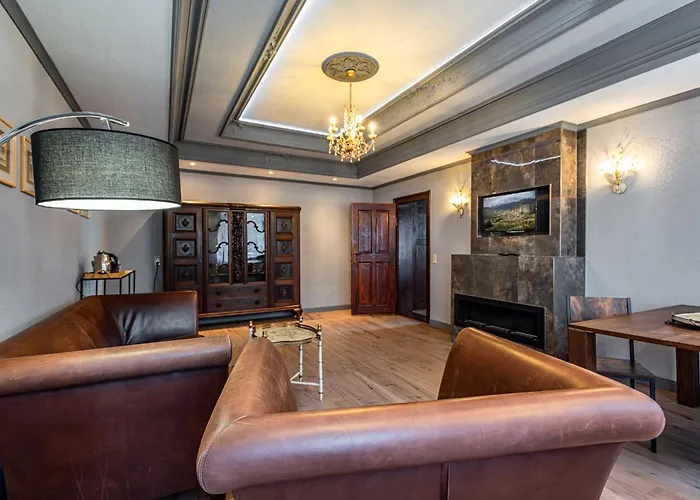 Haensch 1 * غروسشوناو